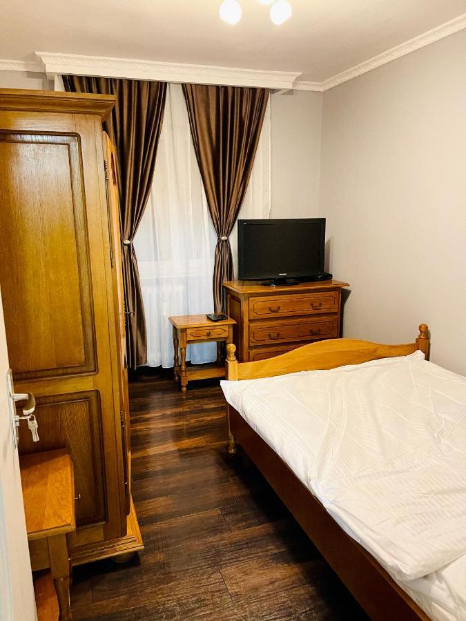 Apartament Premium Isabella Arad Exteriér fotografie